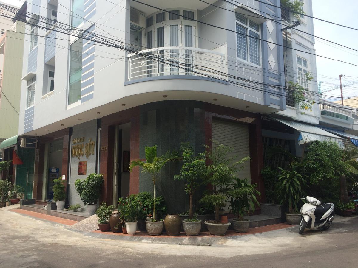 Hotel Ngoc Quy Mini House à Quy Nhơn Extérieur photo